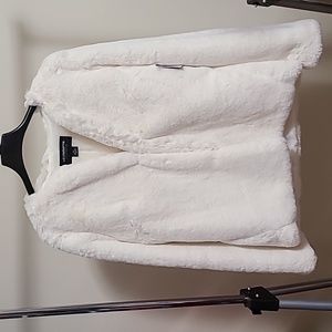 Faux Fur Coat Ivory white size M NWT